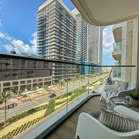 Higuests - Emaar Beachfront Haven With Majestic Marina Views Dubai Esterno foto